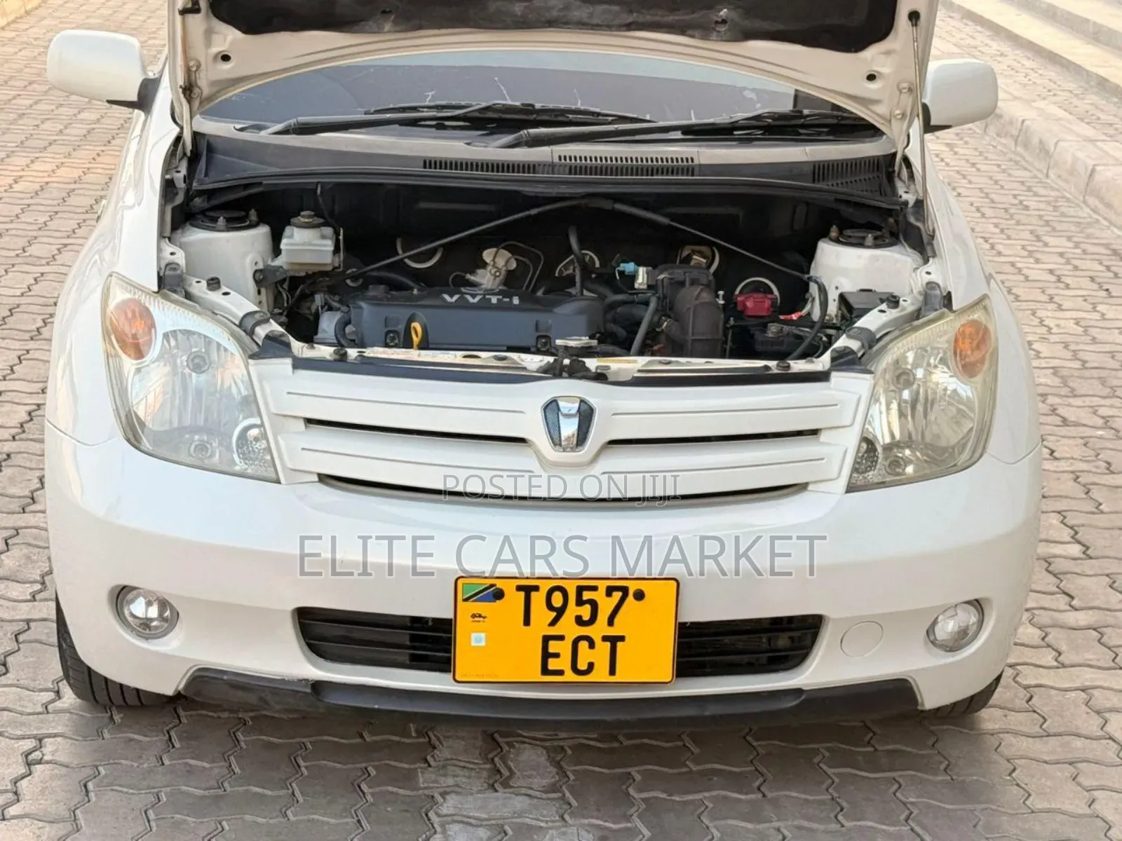 Toyota IST 2004 White