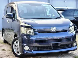 Toyota Voxy 2008 Blue