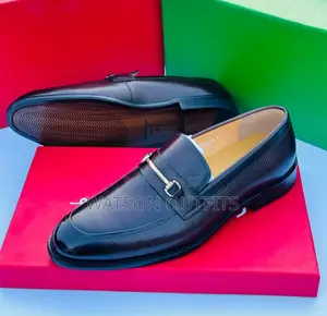 Viatu Vipya Vya Ngozi Vya Salvatore Ferragamo