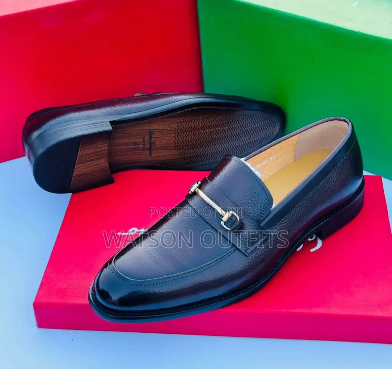 Viatu Vipya Vya Ngozi Vya Salvatore Ferragamo