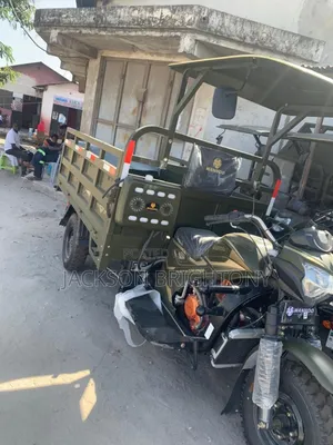 New Motorcycle 2025 Green
