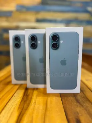 New Apple iPhone 16 128 GB Black