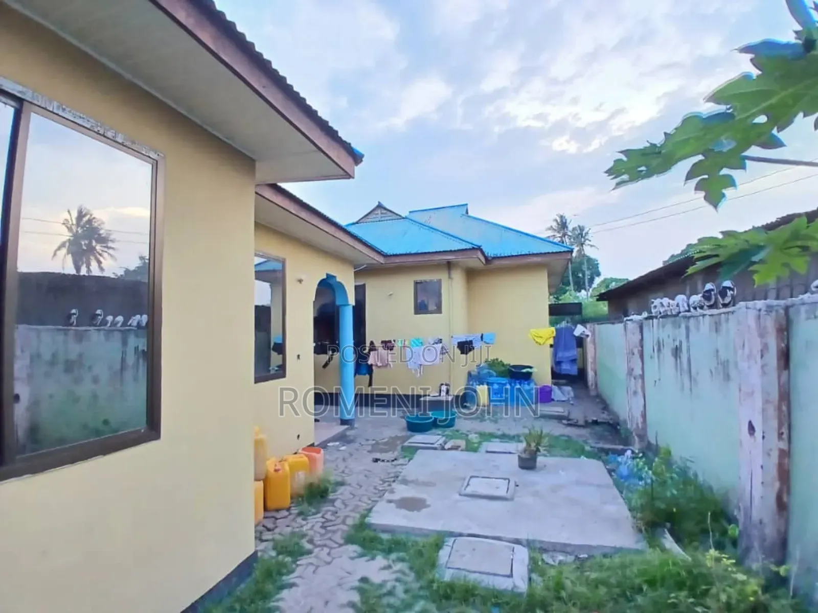 5bdrm Apartment in Tanzania Daresalaam, Ilala for sale