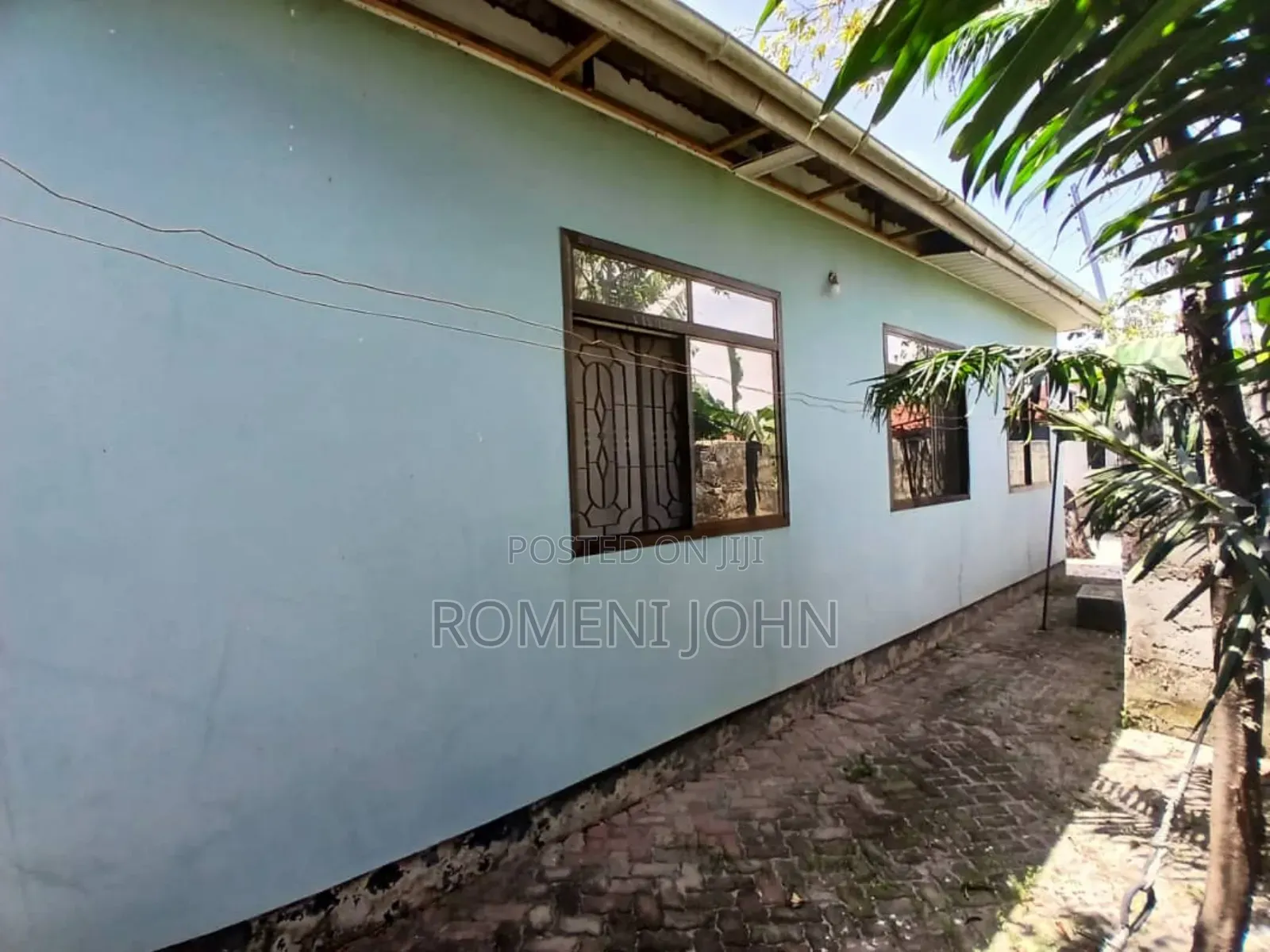8bdrm Apartment in Tanzania Daresalaam, Ilala for sale