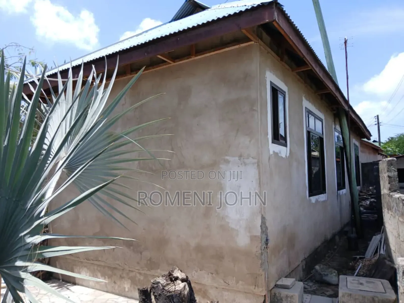 8bdrm Apartment in Tanzania Daresalaam, Ilala for sale