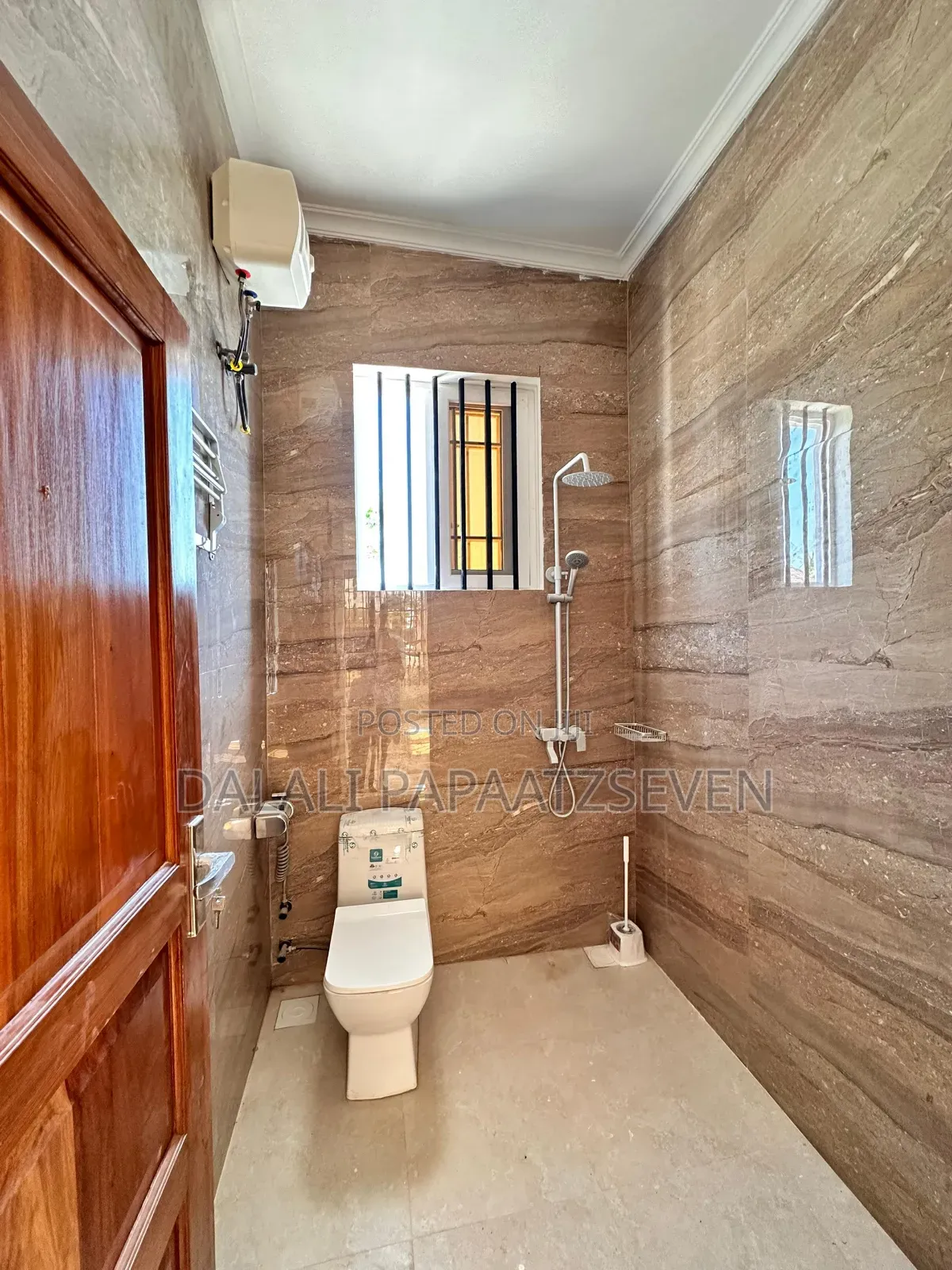 3bdrm Apartment in Dalalipapaatzseven, Mbweni for rent