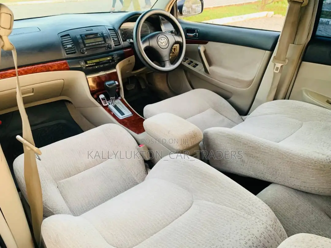 Toyota Premio 2004 Silver