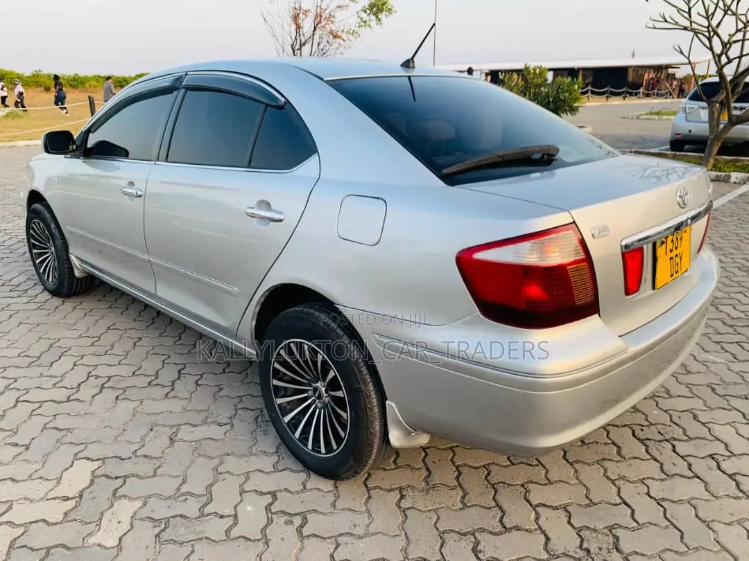 Toyota Premio 2004 Silver