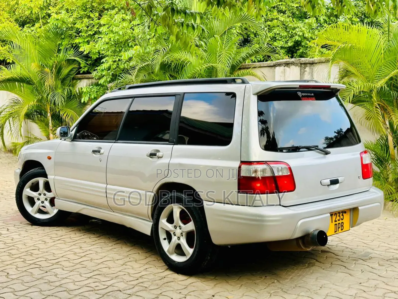 Subaru Forester Automatic 2001 Silver