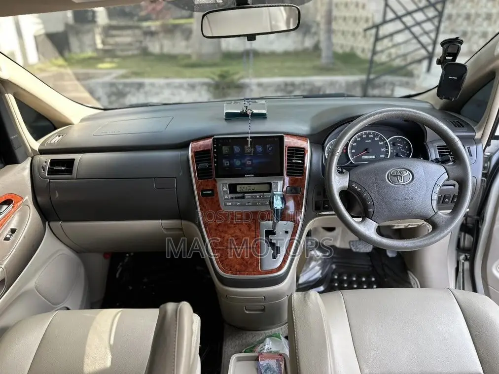 Toyota Alphard 2003 Silver