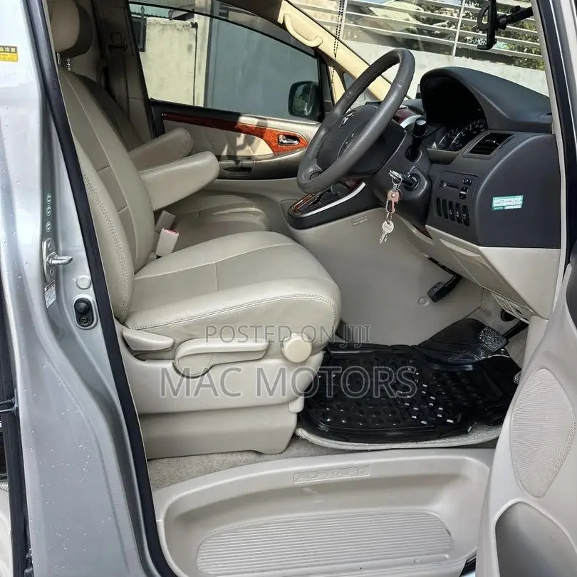 Toyota Alphard 2003 Silver