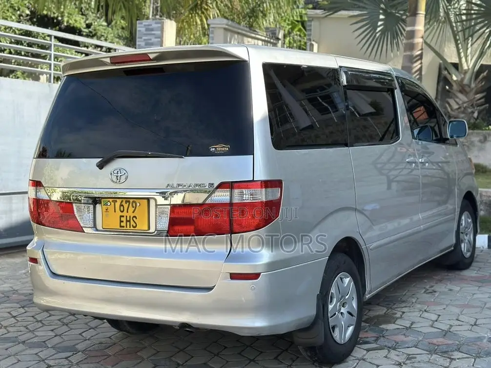Toyota Alphard 2003 Silver