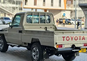 Toyota Land Cruiser 2003 Gold