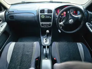 Mazda Familia 2000 Silver