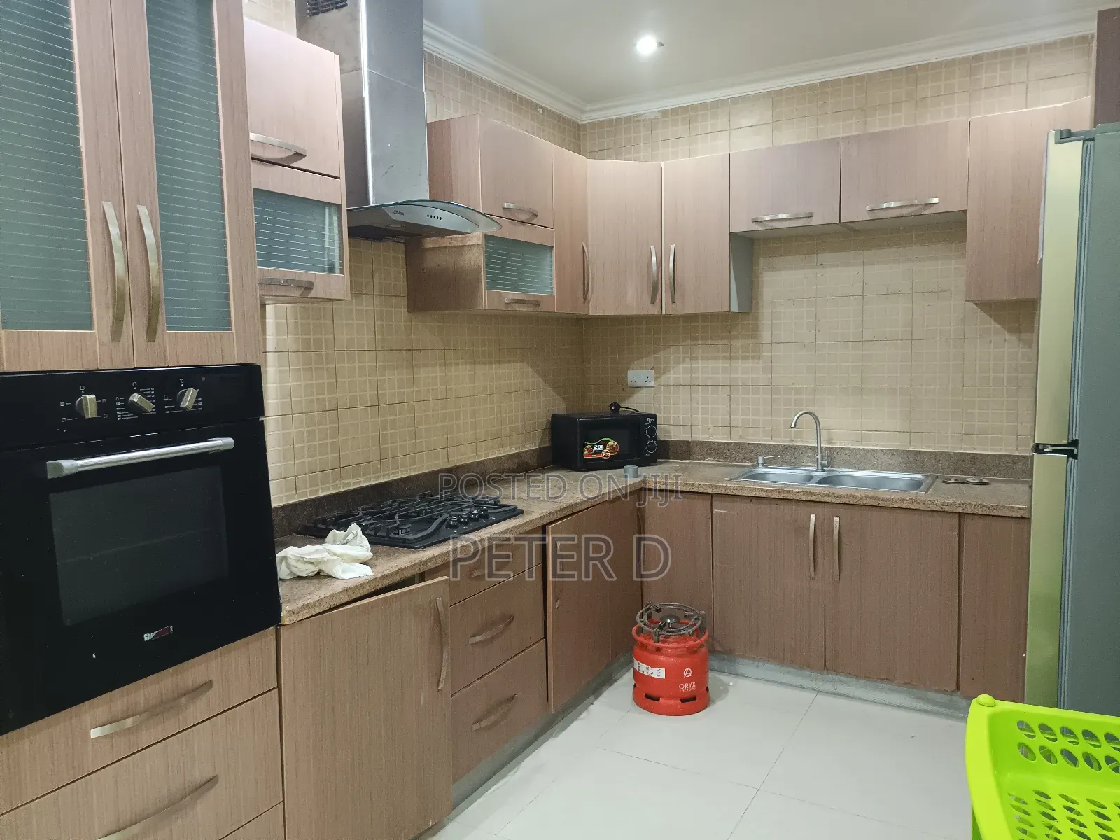 Furnished 3bdrm Apartment in Upanga West for rent