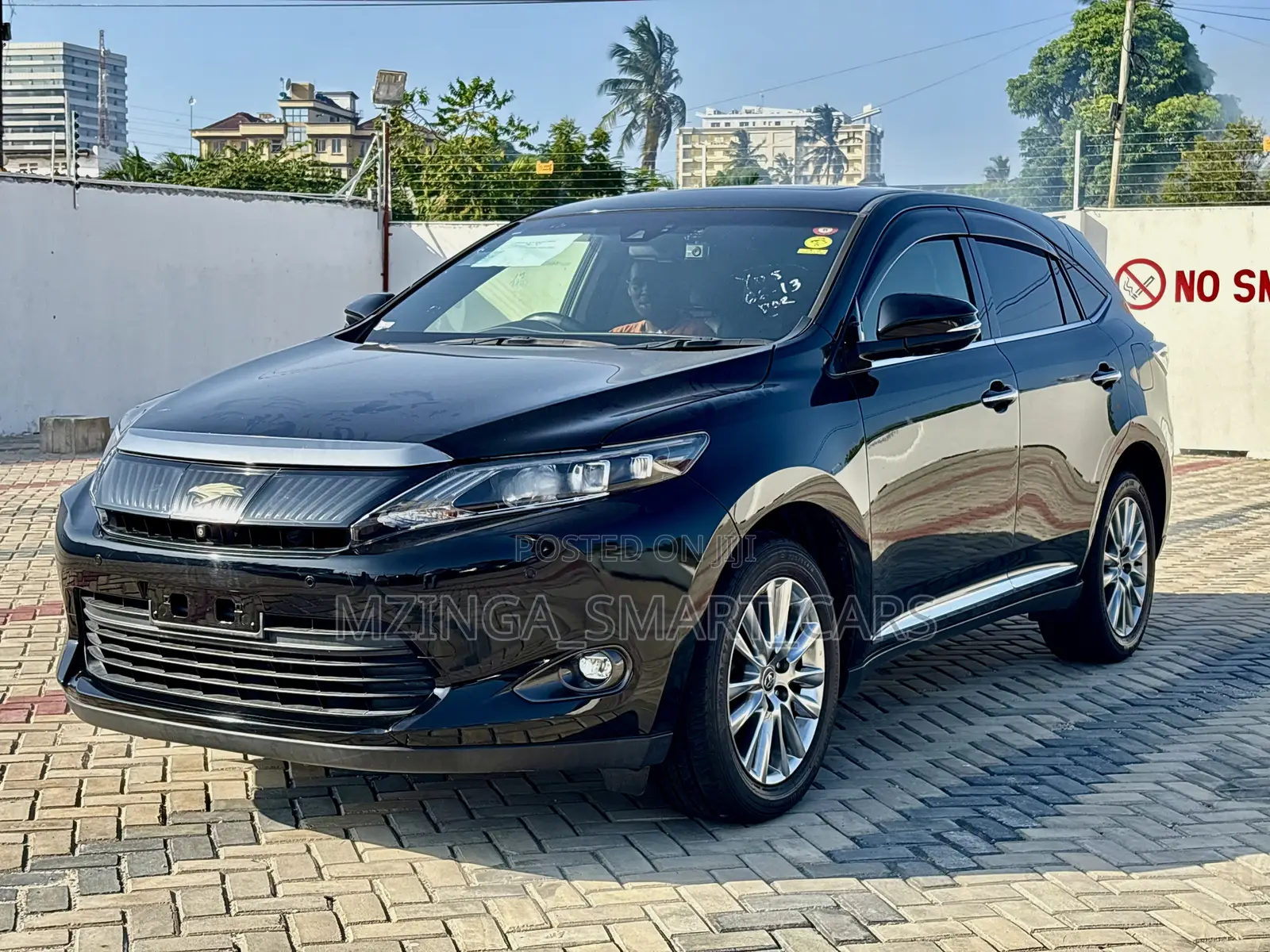 Toyota Harrier 2014 Black