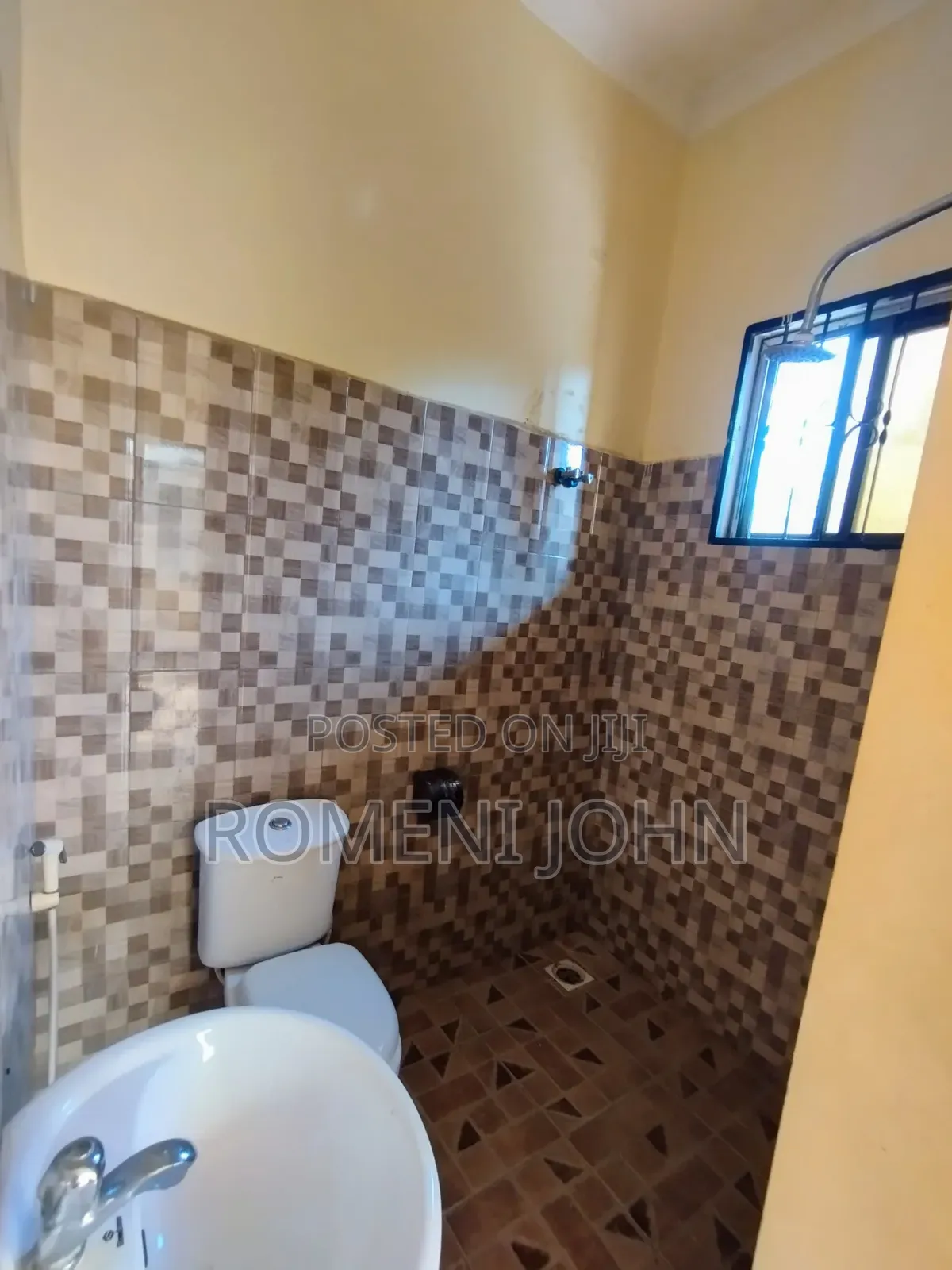 3bdrm House in Tanzania Daresalaam, Ilala for sale
