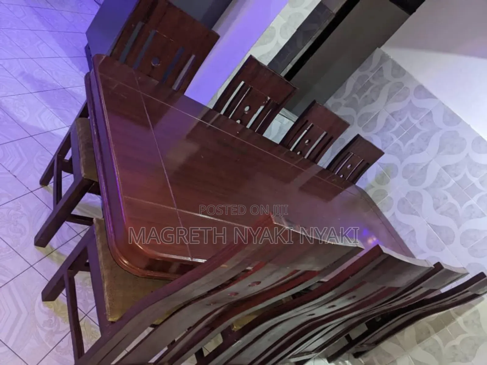 Dinning Table Ya Viti 8