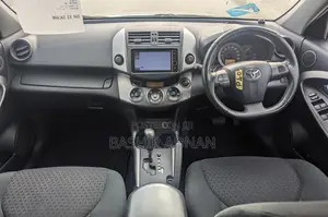 Toyota Vanguard 2010 Black