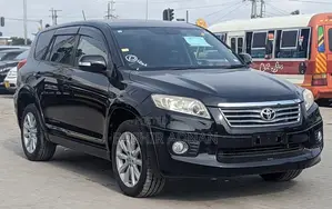 Toyota Vanguard 2010 Black