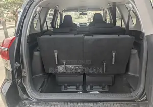 Toyota Vanguard 2010 Black
