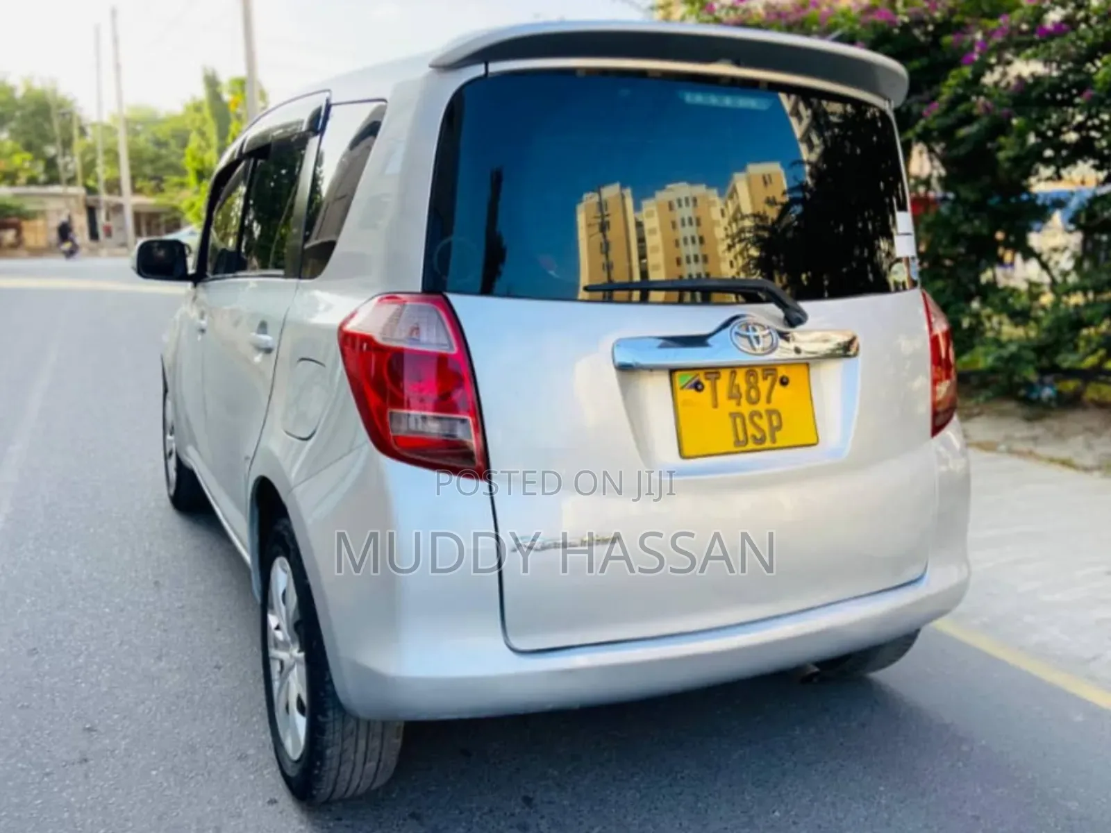 Toyota Ractis 2006 Silver