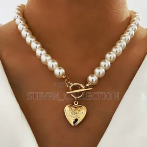 Women's Necklaces