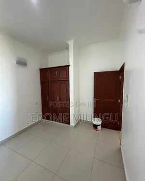 3bdrm Apartment in Jerome Mjungu, Mikocheni for rent