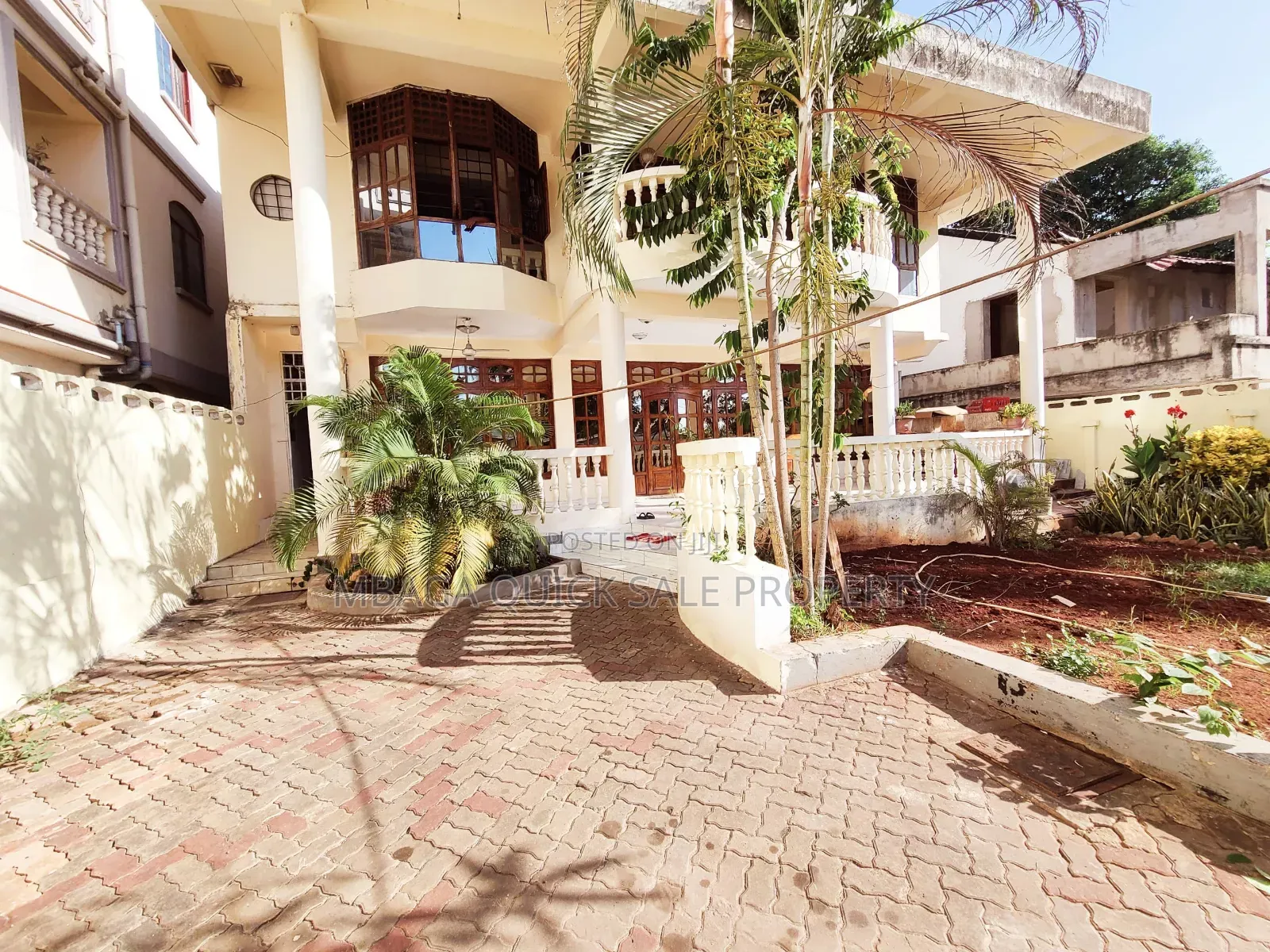 5bdrm House in Msasani for sale
