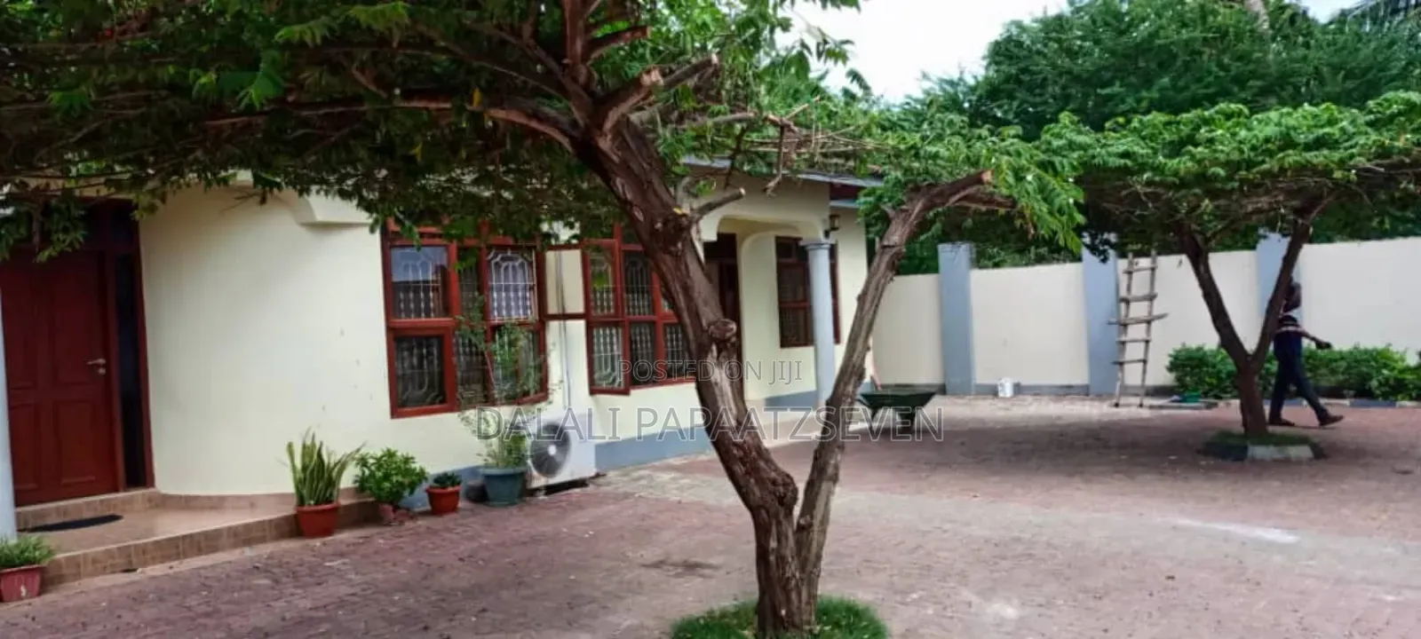 3bdrm Apartment in Dalalipapaatzseven, Kinondoni for rent