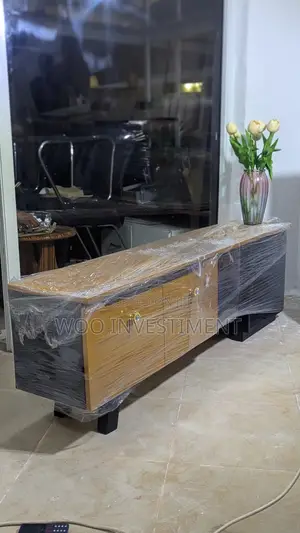 Showcase Na Coffee Table Mpya Kali Sana Sana