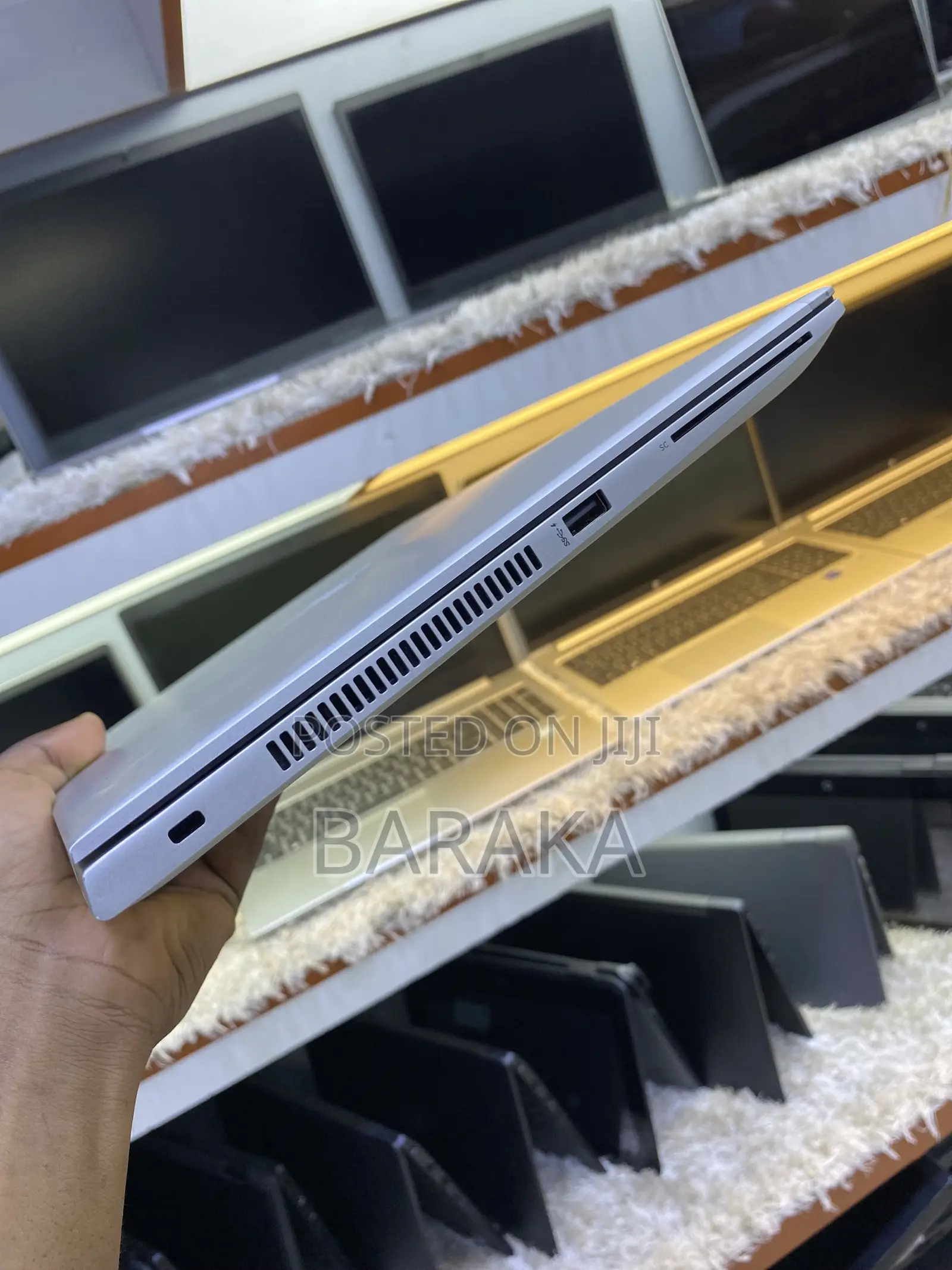 New Laptop HP EliteBook 840 G5 8GB Intel Core I7 SSD 256GB