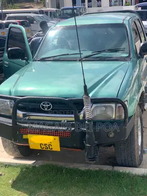 Toyota Hilux 2.5 Cab 2005 Blue