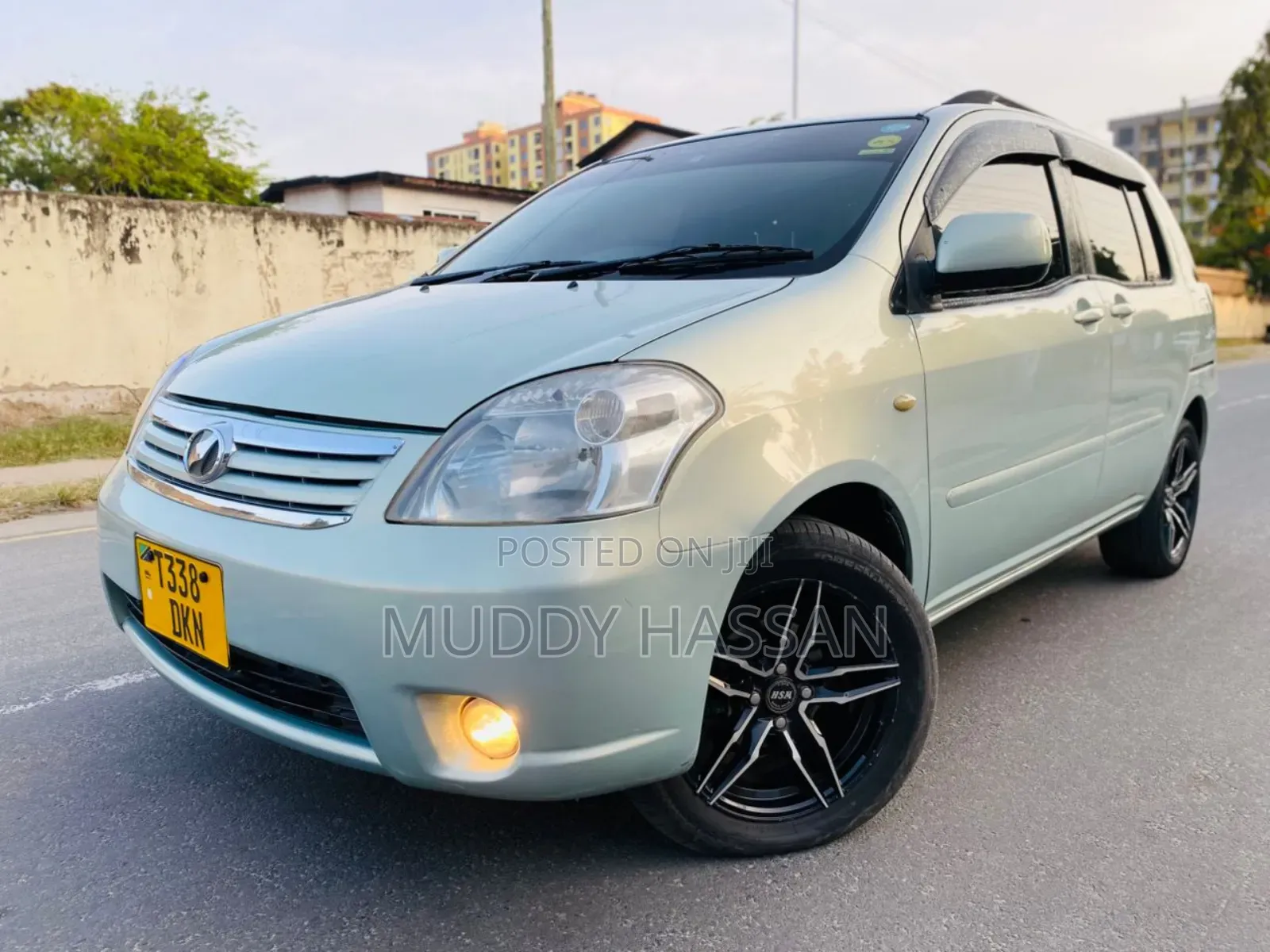 Toyota Raum 2005 Silver