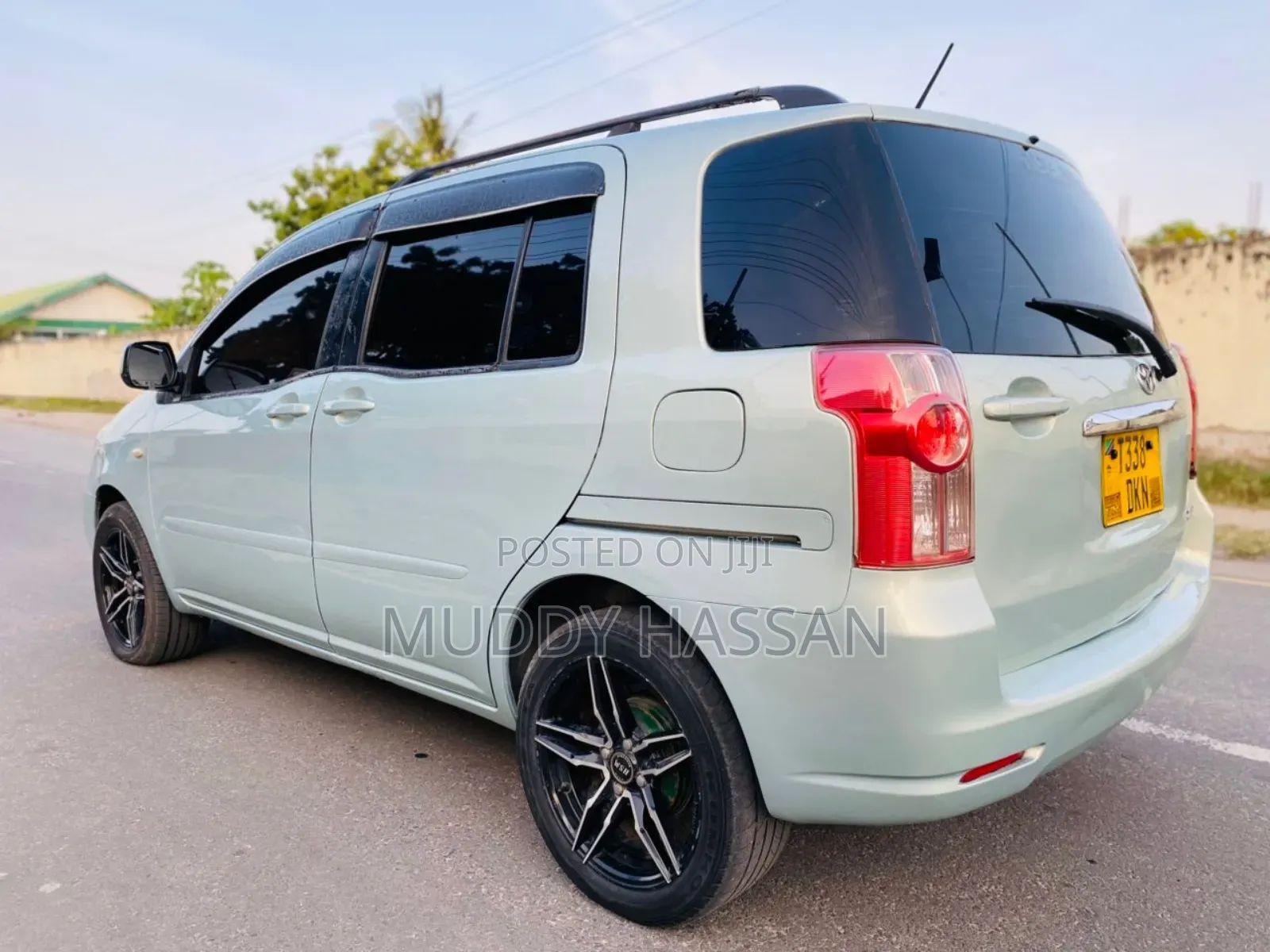 Toyota Raum 2005 Silver