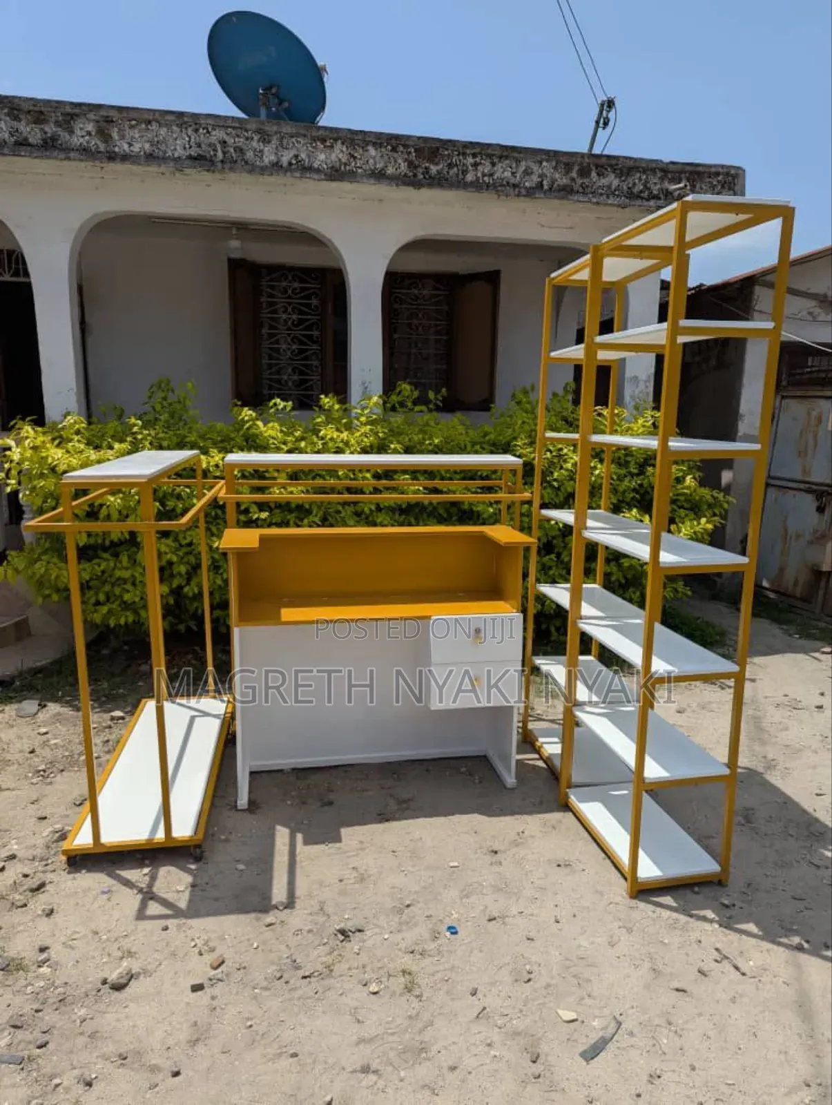 Nauza Shelf Za Dukan Na Reception Table Full Set