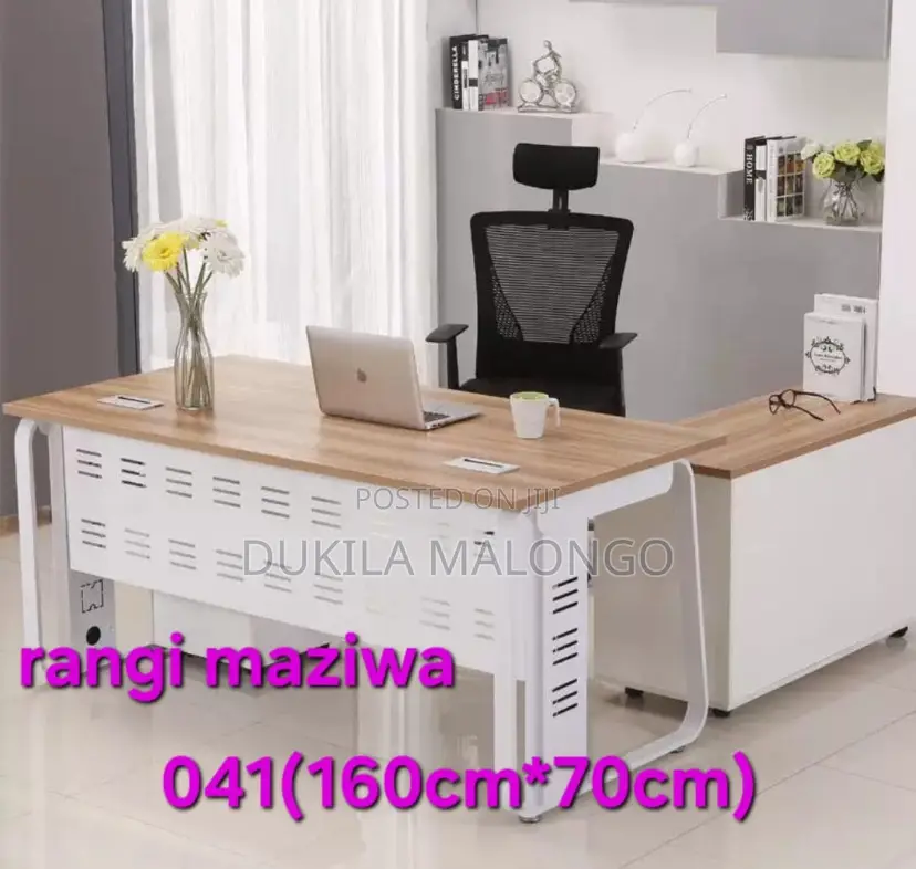 Office Table Pamoja Na Kiti
