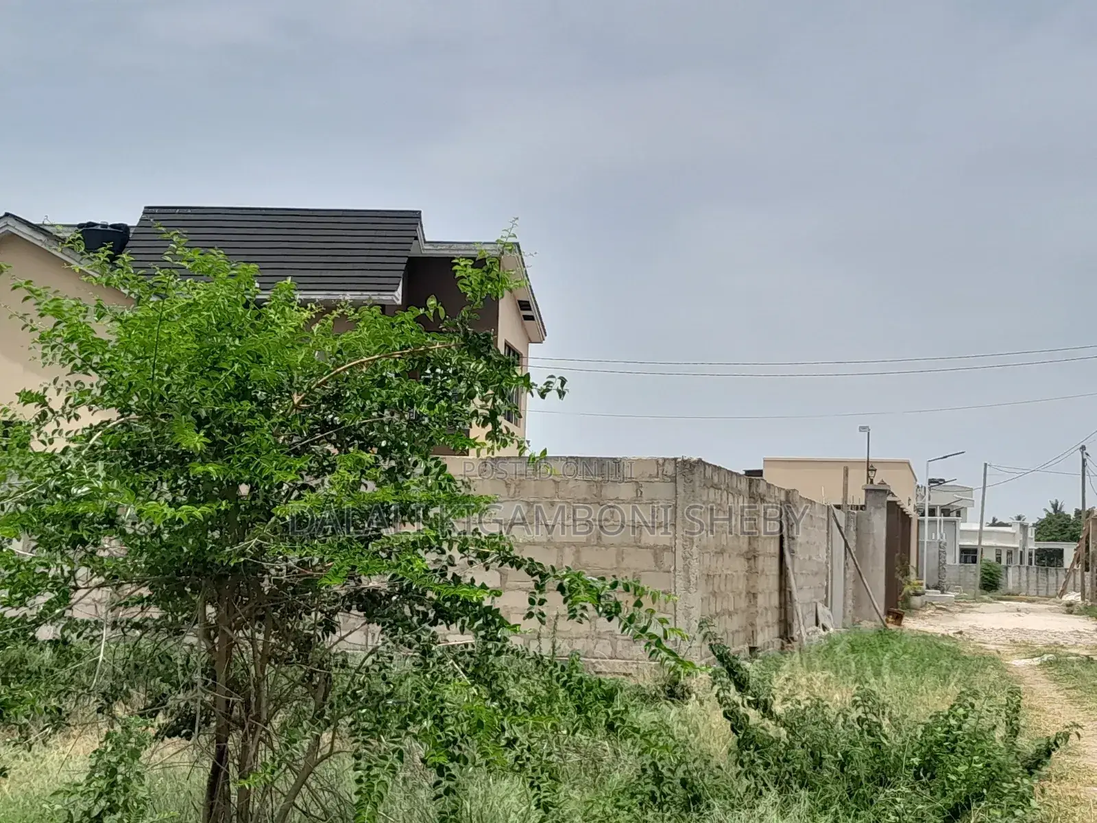 Kiwanja Kinauzwa Kigamboni Ungindoni