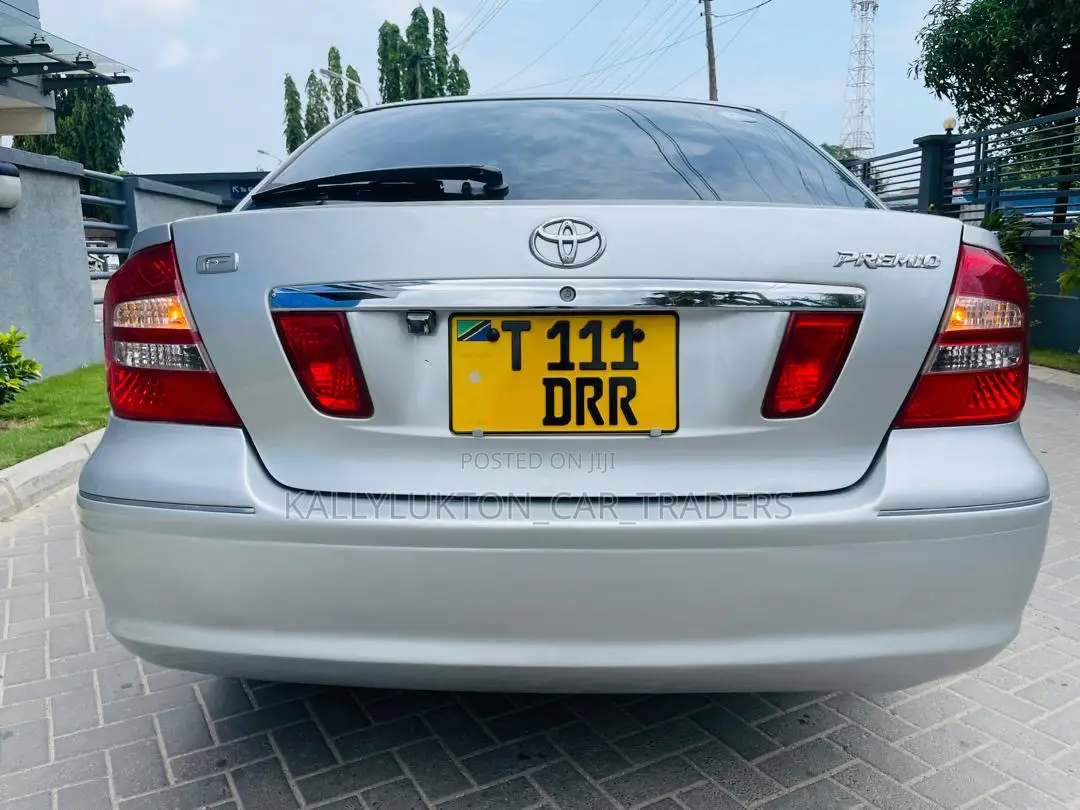 Toyota Premio 2005 Silver