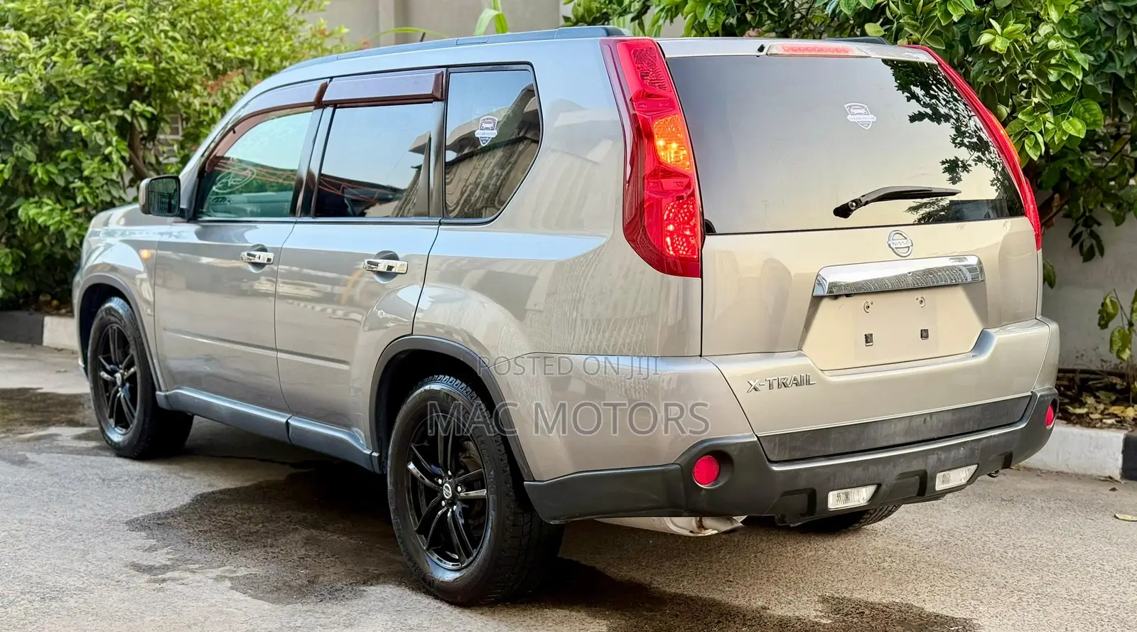 Nissan X-Trail 2010 Silver