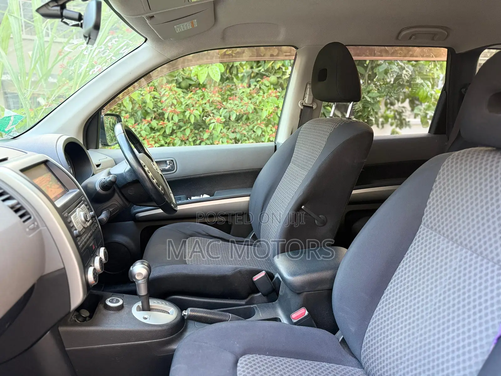 Nissan X-Trail 2010 Silver