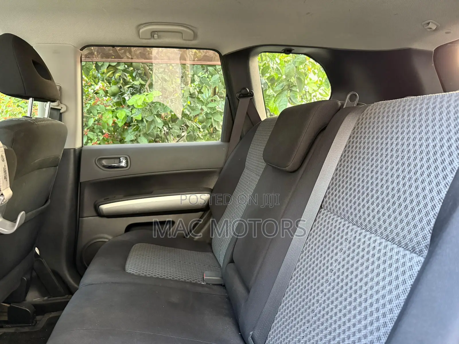 Nissan X-Trail 2010 Silver