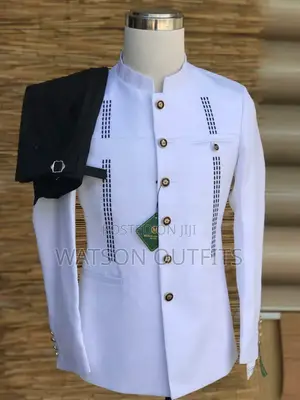 Suti Nyeupe Za Kupendeza