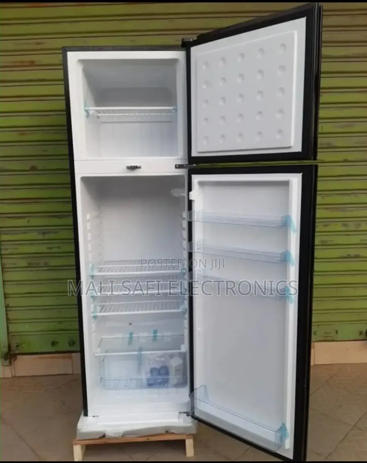 Boss Fridge BS 268