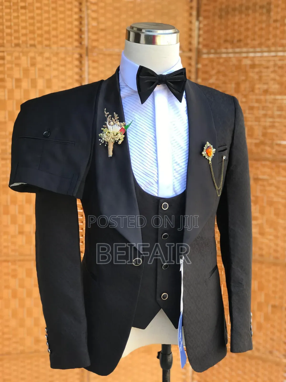 Taxedo | Mens Suits | Suti
