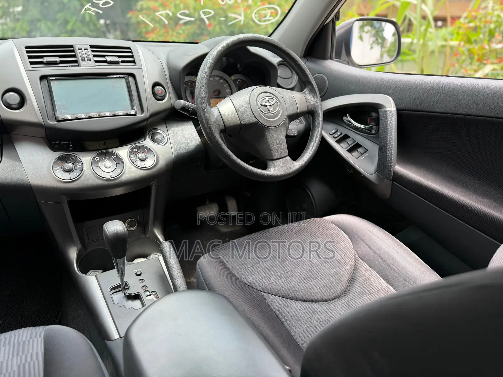Toyota RAV4 2009 White