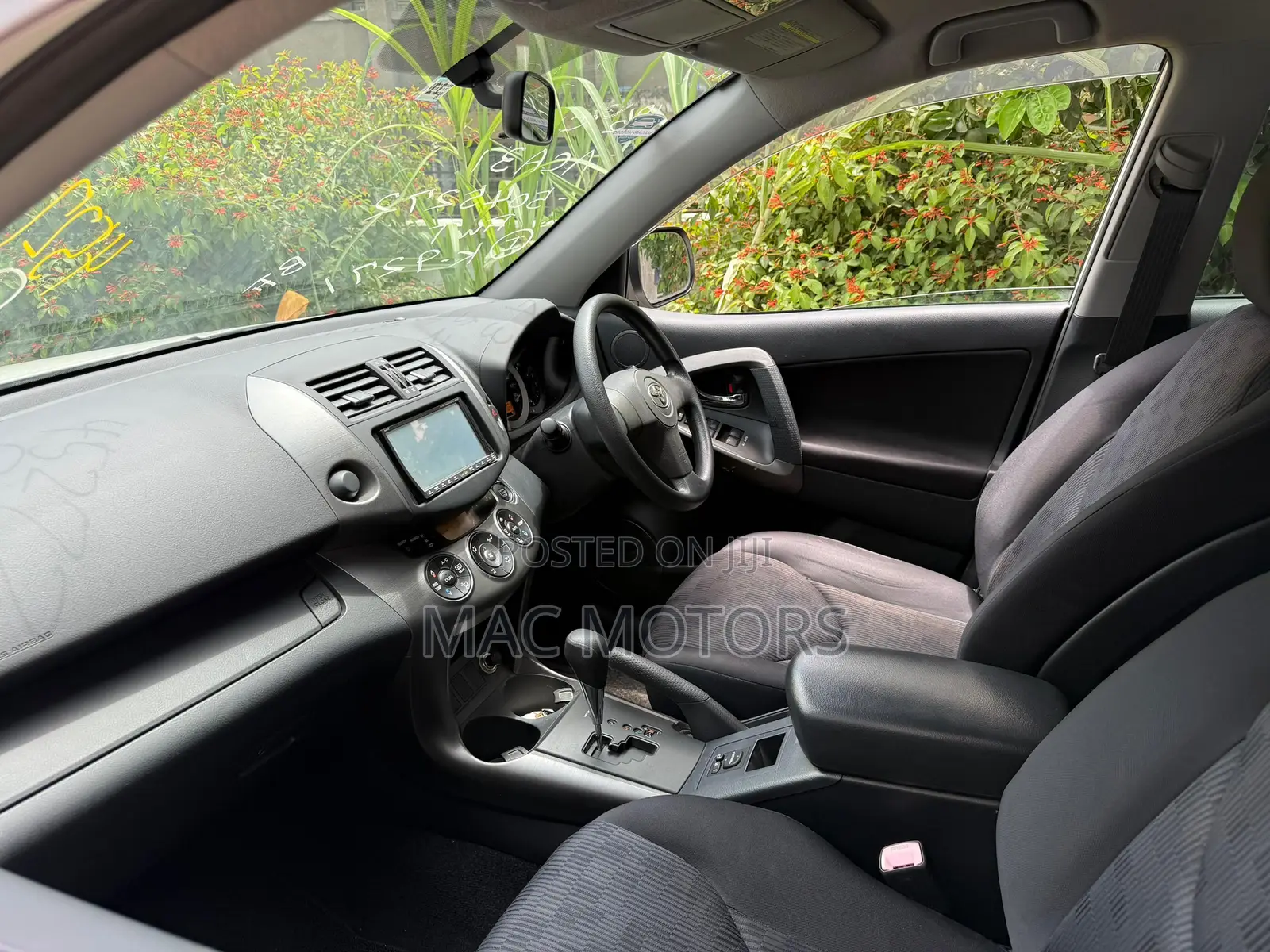 Toyota RAV4 2009 White