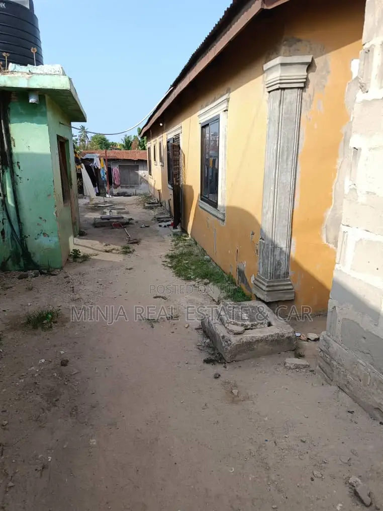 Two Plots Connected for Sale in Kijitonyama