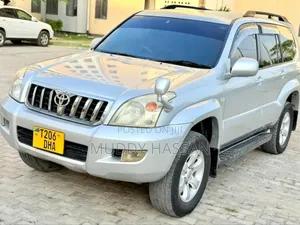 Toyota Land Cruiser Prado 2006 Silver