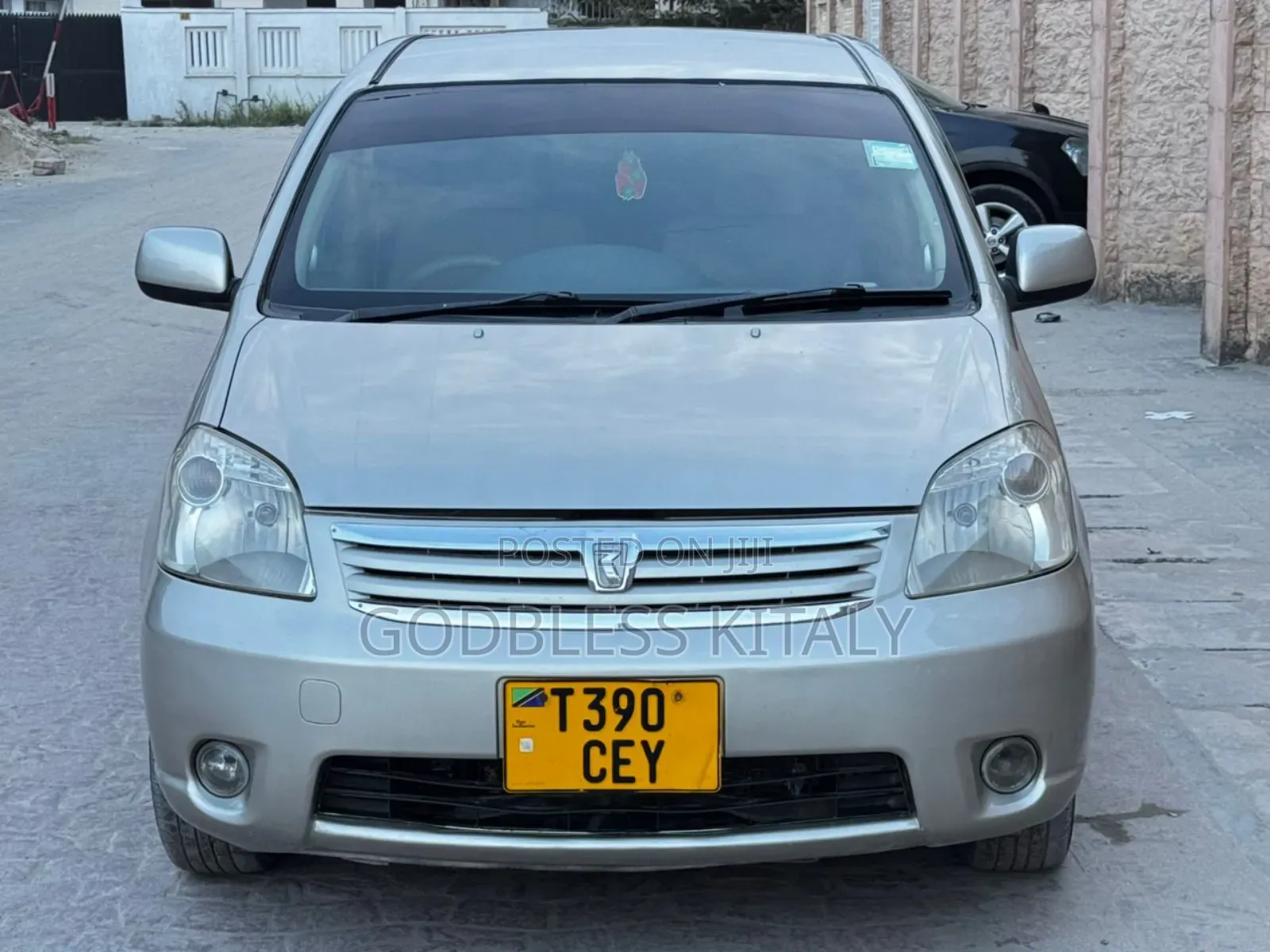 Toyota Raum 1.5 AWD 2004 Silver